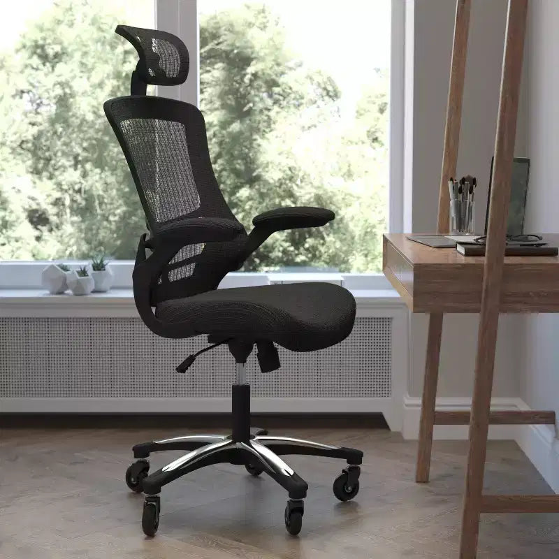 Fauteuil de bureau ergonomique à dossier haut en maille noire avec fonction pivotante