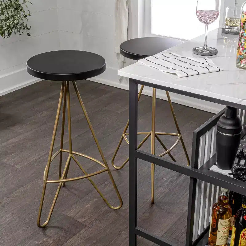 Tabouret de bar sans dossier trépied en fer industriel moderne