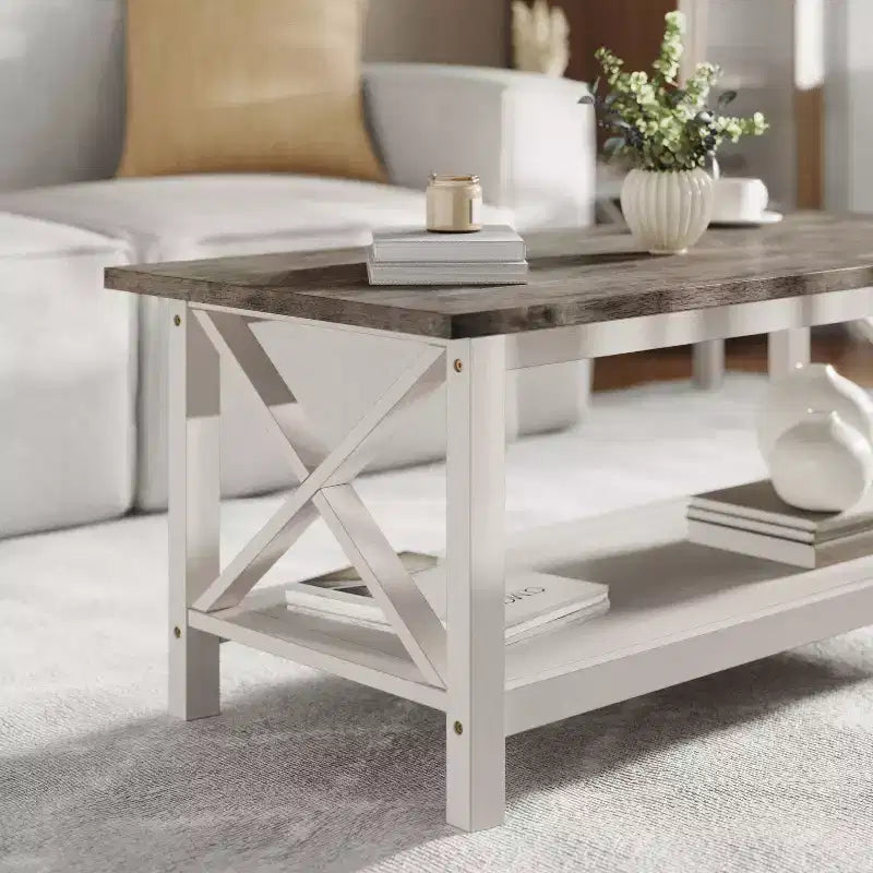 Table basse en bois massif style campagnard avec accents entrecroisés traditionnels