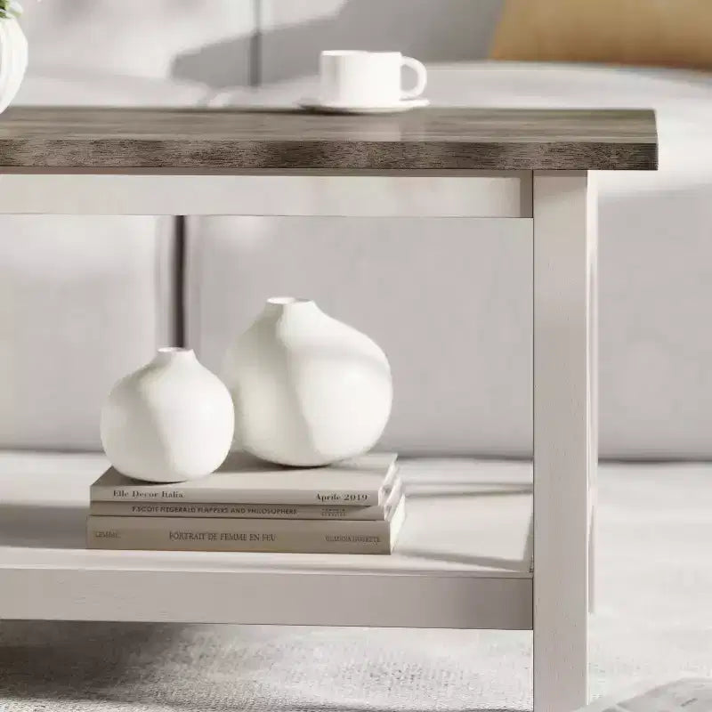 Table basse en bois massif style campagnard avec accents entrecroisés traditionnels